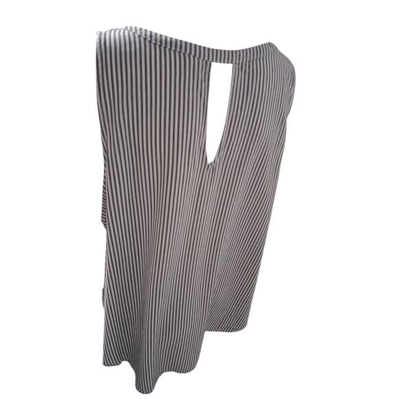 Old Navy Women's XXL Striped Beachy Coastal Nautical Prep Sleeveless Casual Top - Picture 3 of 7